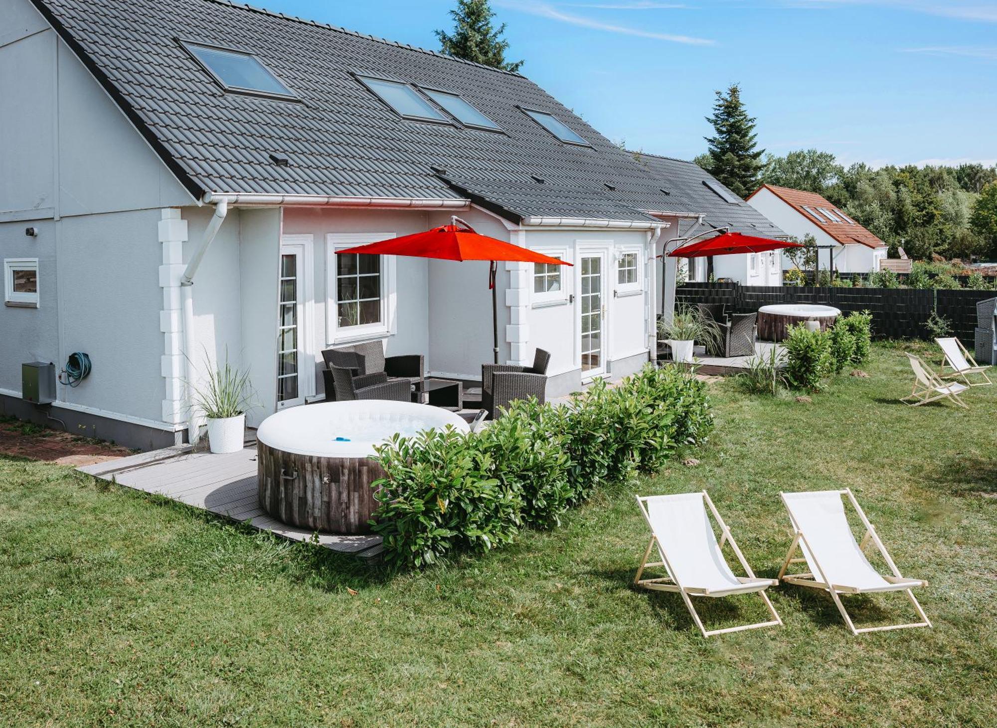 Ferienhaeuser Insel Usedom Haus Samara 8 - Blick Aufs Achterwasser! Whirlpool Und Sauna Lutow Eksteriør bilde