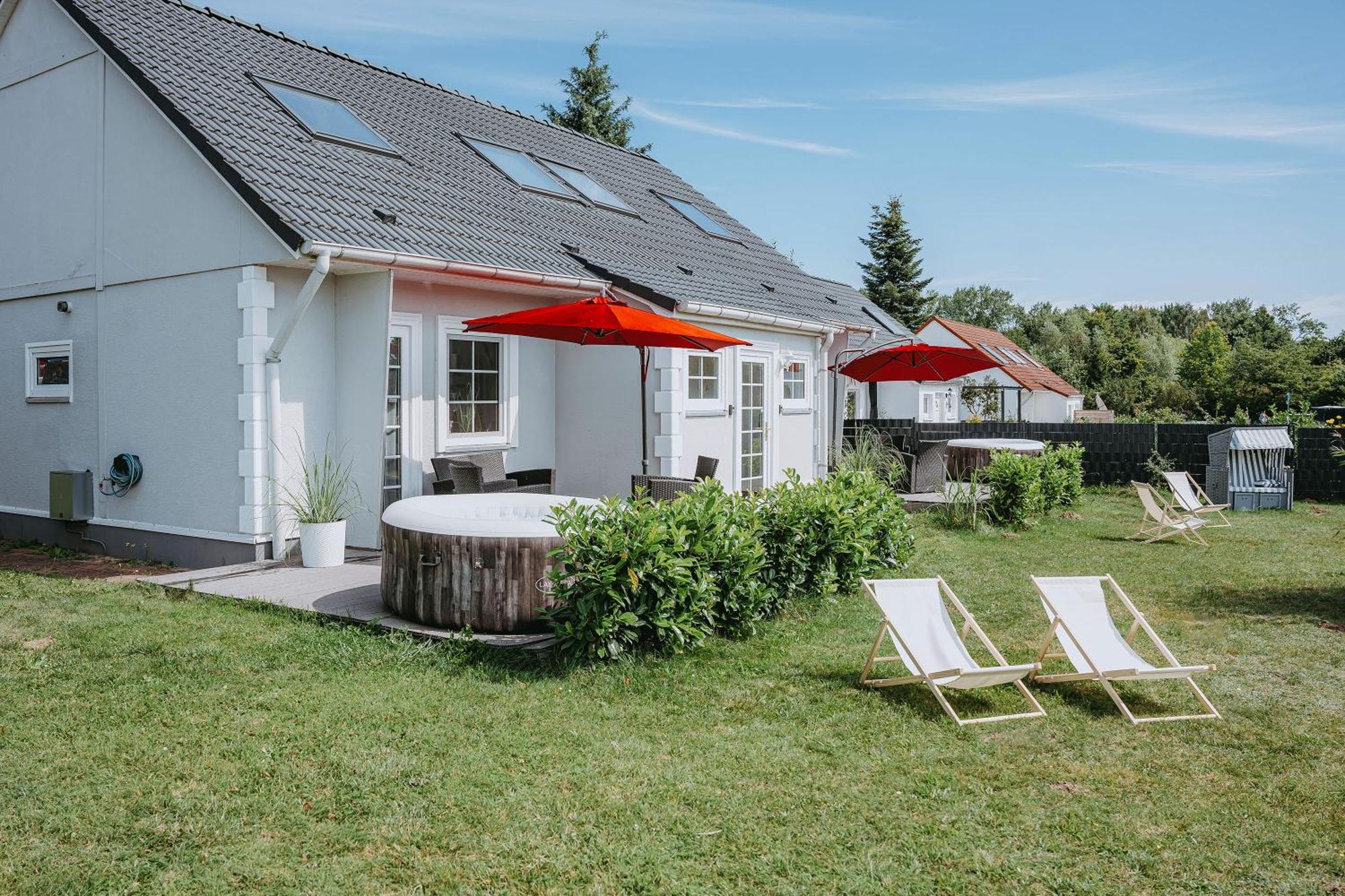 Ferienhaeuser Insel Usedom Haus Samara 8 - Blick Aufs Achterwasser! Whirlpool Und Sauna Lutow Eksteriør bilde